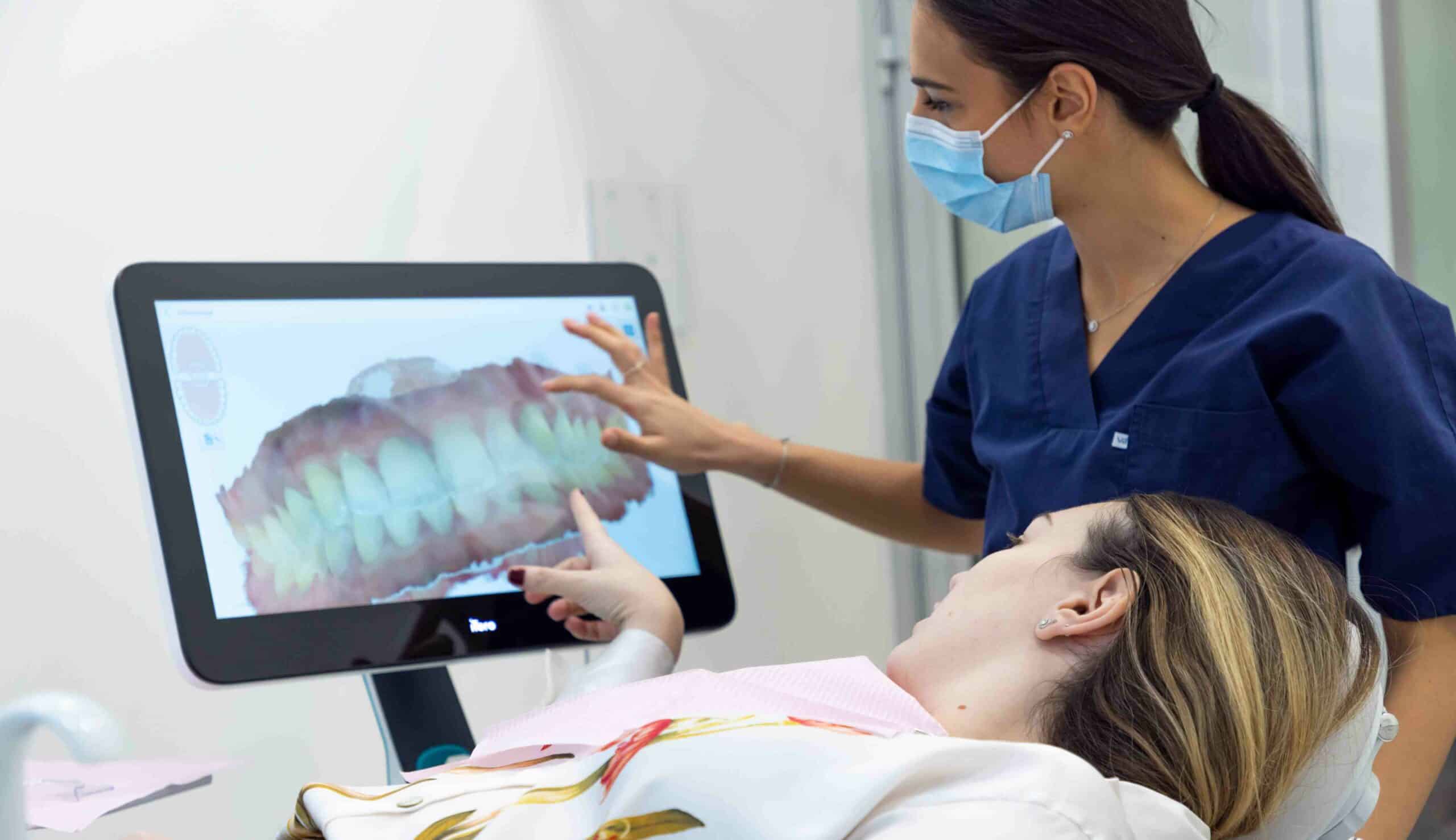 Orthodontie et technologie : simuler son futur sourire virtuellement | Clinique dentaire Sana Oris | Paris 8